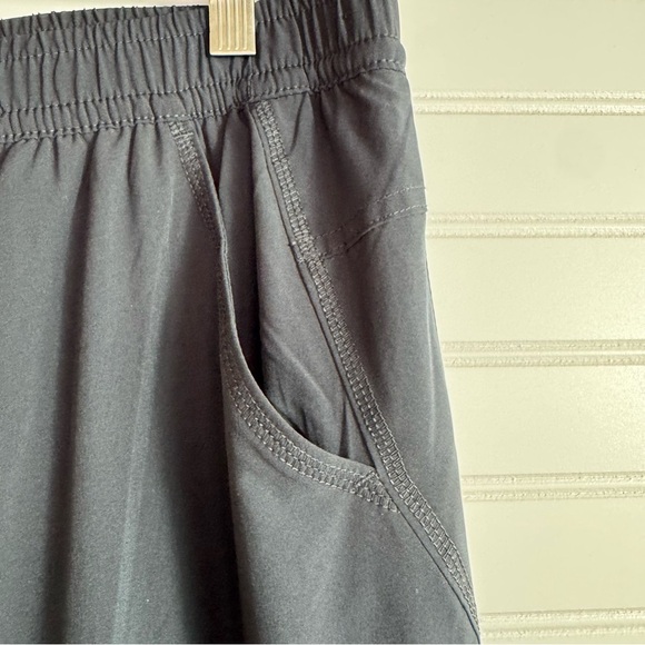 NWT Eddie Bauer Women's Fleece Lined Pants StormRepel Black UPF 50+ Size 10 - Picture 4 of 16